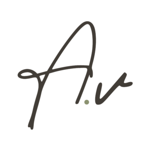 logo alessandra ventura logo alessandra ventura brand & strategist consultant